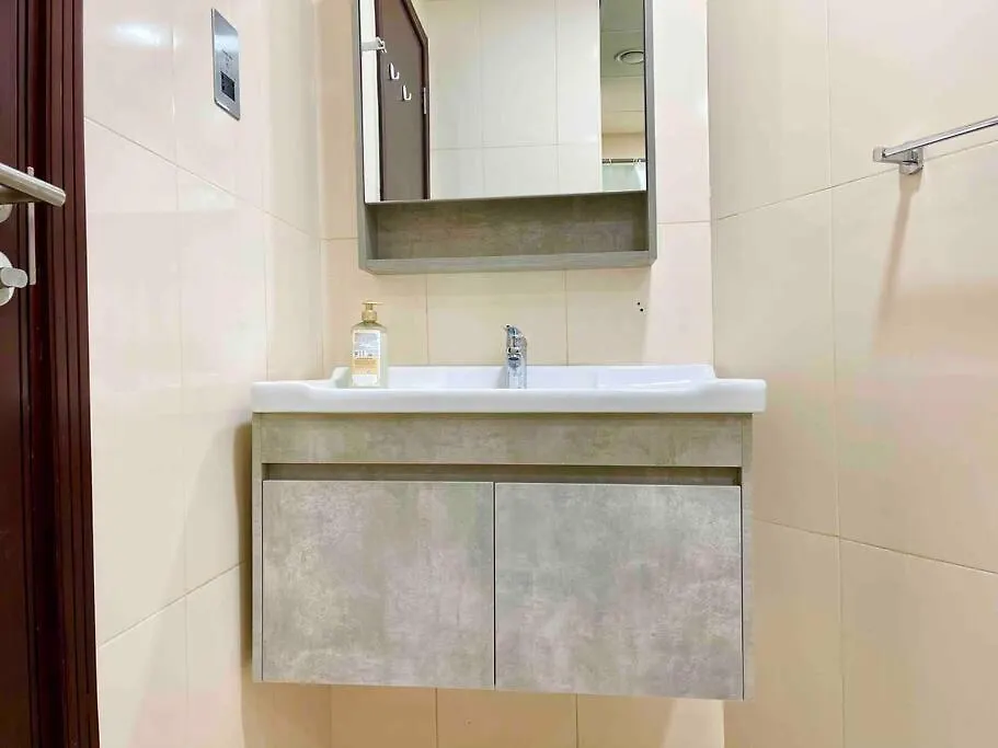 Cozy Upgraded Residential Flat With Sea, Mangrove, Pool View - 1203 Not Hotel Abu Dhabi Lejlighed