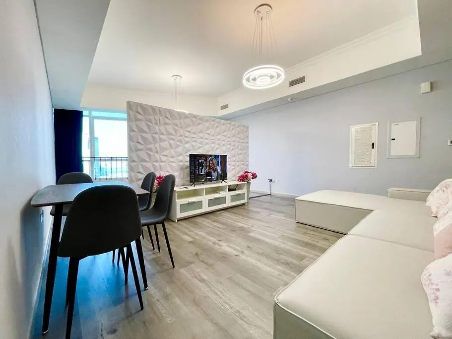 Cozy Upgraded Residential Flat With Sea, Mangrove, Pool View - 1203 Not Hotel Abu Dhabi 0*,  Forenede Arabiske Emirater